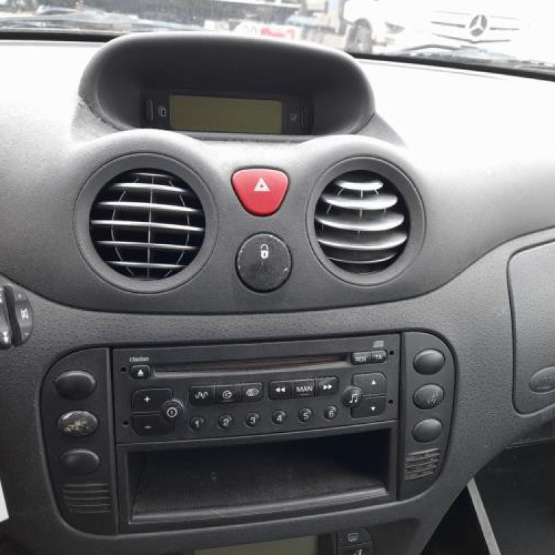 Custode arriere droit CITROEN C2 Photo n°10