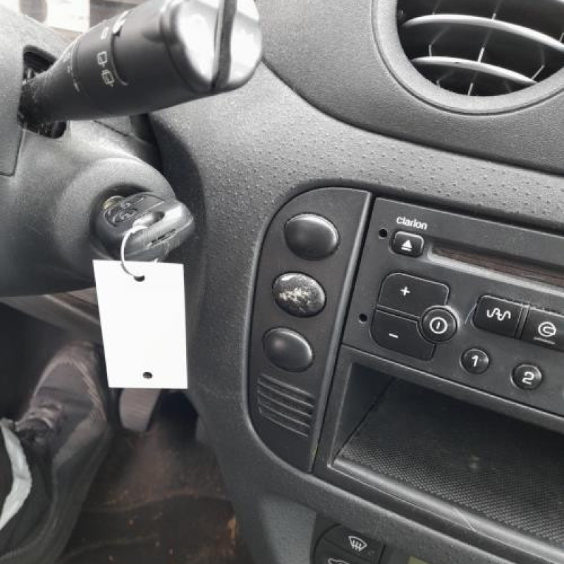 Custode arriere droit CITROEN C2 Photo n°12