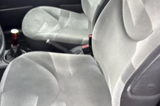 Custode arriere droit CITROEN C2