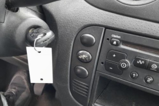 Custode arriere gauche CITROEN C2