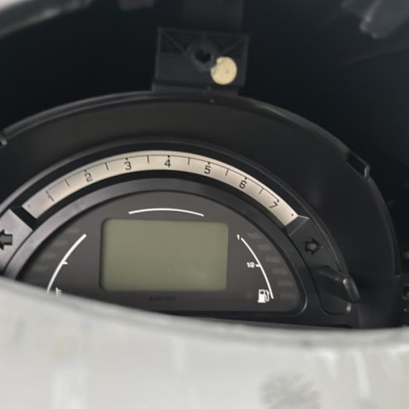 Calandre CITROEN C3 1 Photo n°12