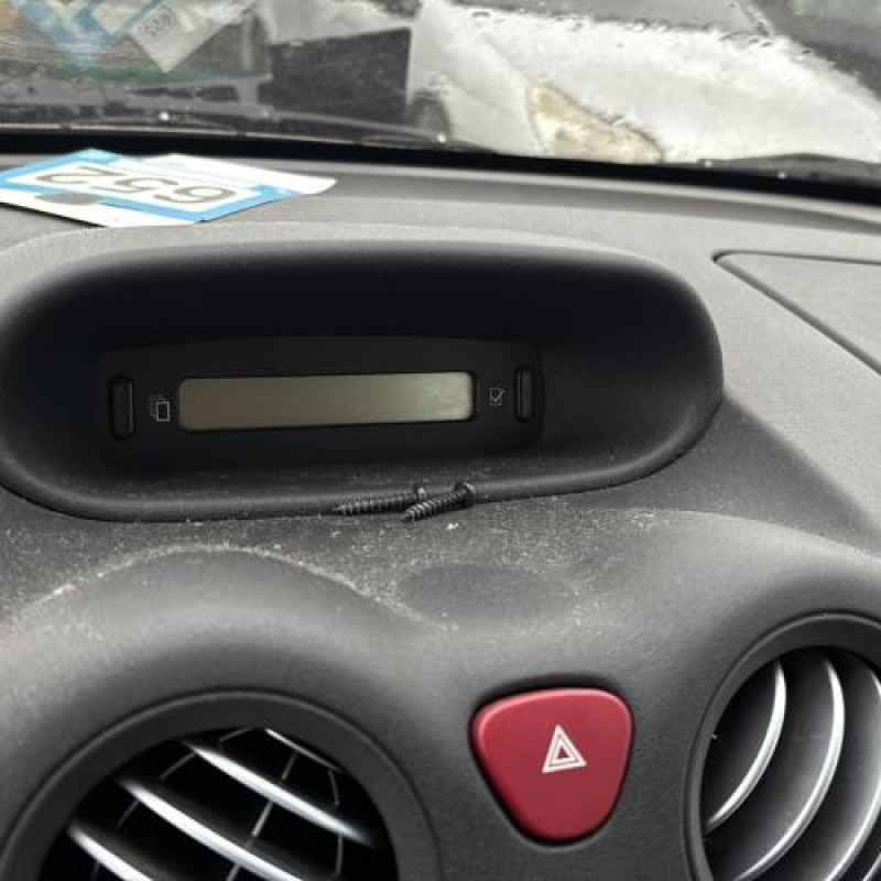 Calandre CITROEN C3 1 Photo n°13