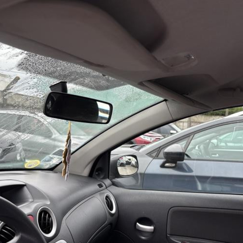 Custode arriere droit CITROEN C2 Photo n°17