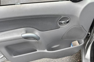 Calandre CITROEN C3 1