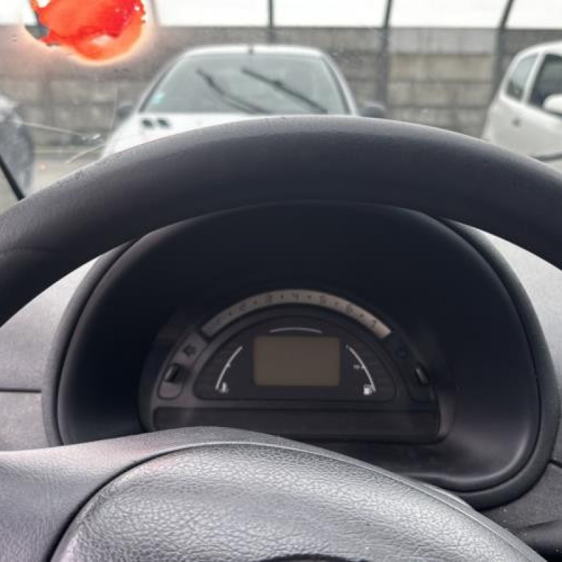 Custode arriere droit CITROEN C2 Photo n°19