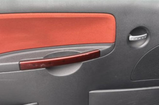 Custode arriere gauche CITROEN C2