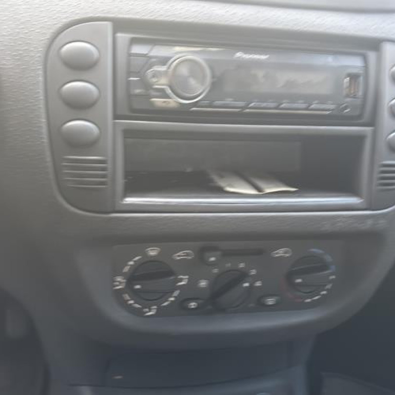 Custode arriere gauche CITROEN C2 Photo n°16