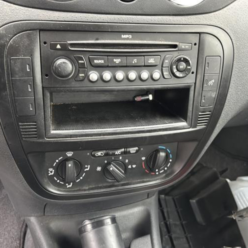 Custode arriere droit CITROEN C2 Photo n°14