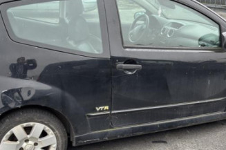 Custode arriere gauche CITROEN C2