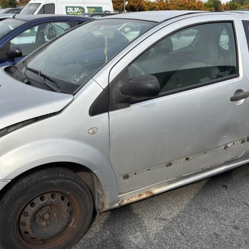 Custode arriere gauche CITROEN C2 Photo n°6