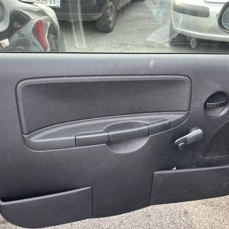 Custode arriere gauche CITROEN C2 Photo n°9