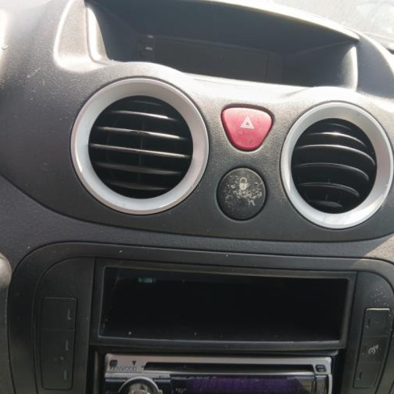 Custode arriere gauche CITROEN C2 Photo n°13