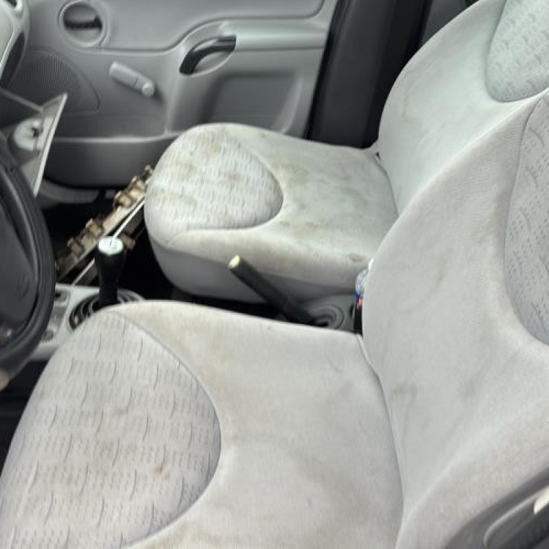 Calandre CITROEN C3 1 Photo n°10