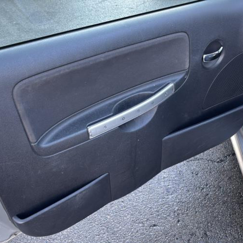 Custode arriere gauche CITROEN C2 Photo n°7