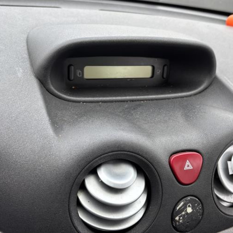 Calandre CITROEN C3 1 Photo n°15