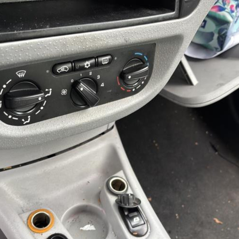 Calandre CITROEN C3 1 Photo n°17