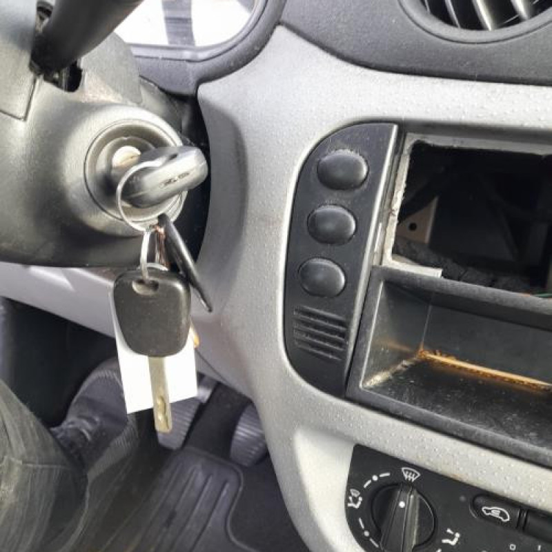 Calandre CITROEN C3 1 Photo n°11