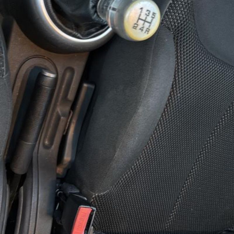 Custode arriere droit CITROEN C2 Photo n°19