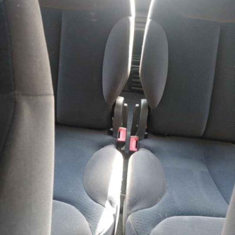 Custode arriere droit CITROEN C2 Photo n°2