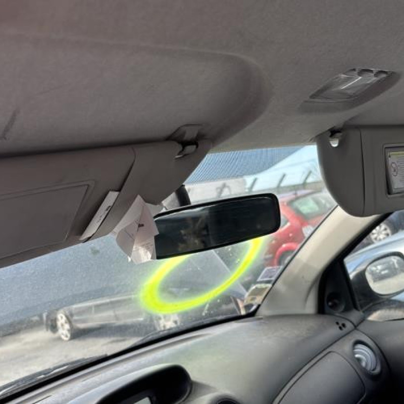 Custode arriere droit CITROEN C2 Photo n°13