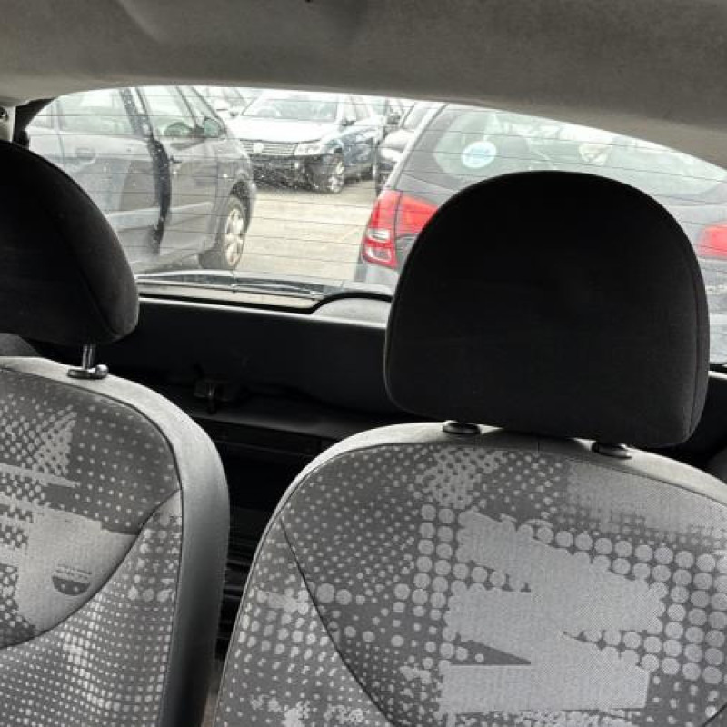 Custode arriere droit CITROEN C2 Photo n°10