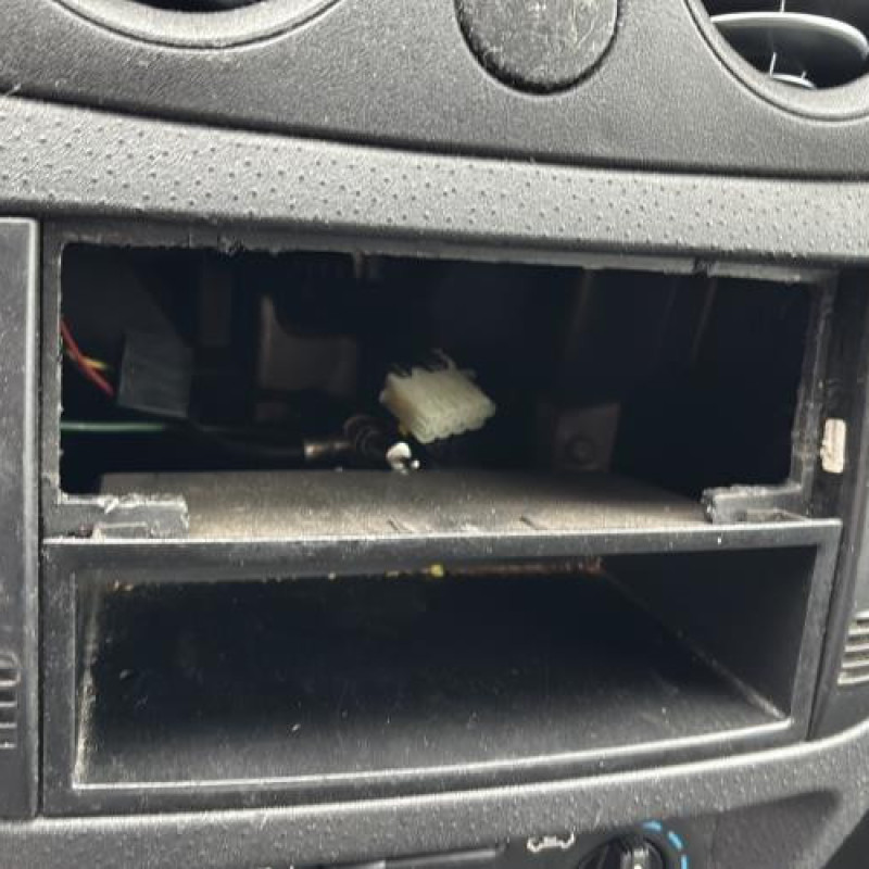 Custode arriere gauche CITROEN C2 Photo n°15