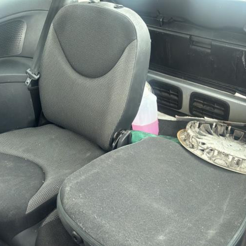 Custode arriere gauche CITROEN C2 Photo n°11