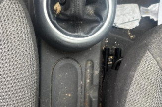 Custode arriere gauche CITROEN C2