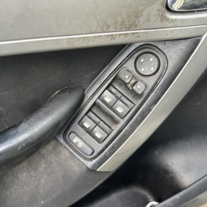 Feu arriere principal gauche (feux) CITROEN C4 PICASSO 1 Photo n°19