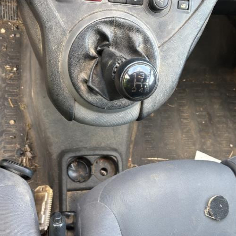 Levier de vitesses CITROEN BERLINGO 2 Photo n°20