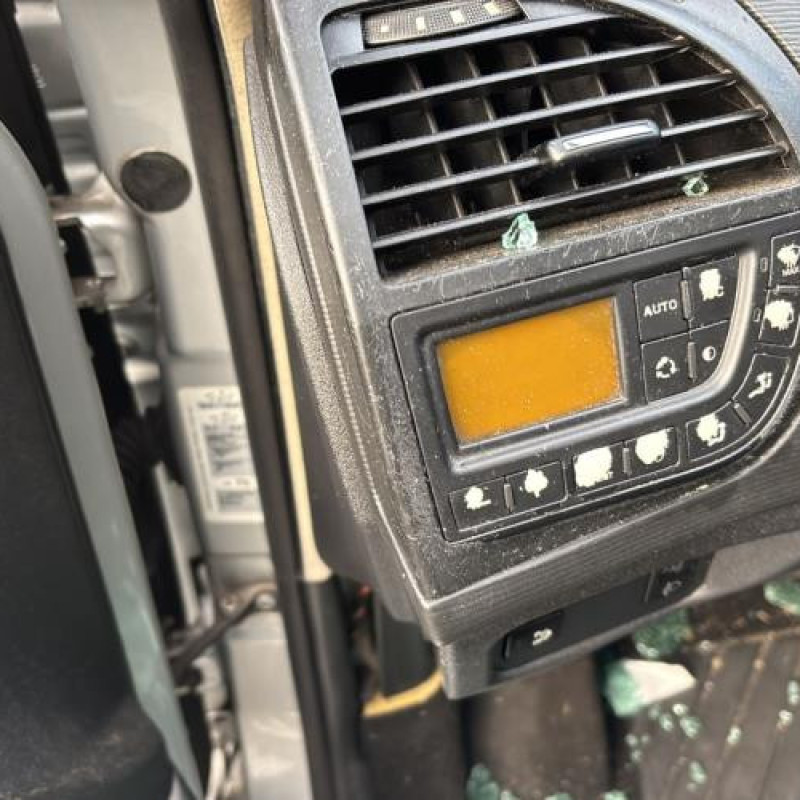 Custode arriere droit CITROEN C4 PICASSO 1 Photo n°16