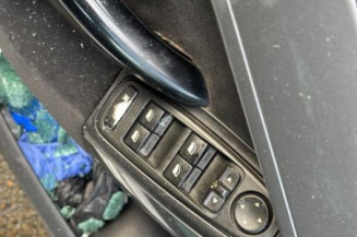 Custode arriere gauche CITROEN C4 PICASSO 1