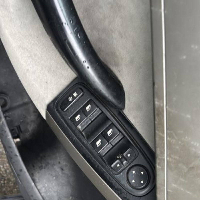 Feu arriere principal gauche (feux) CITROEN C4 PICASSO 1 Photo n°9