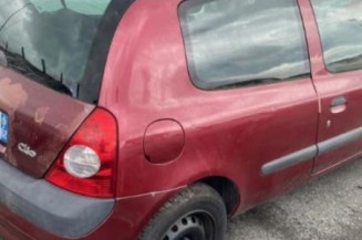 Custode arriere droit RENAULT CLIO 2