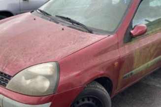 Custode arriere gauche RENAULT CLIO 2