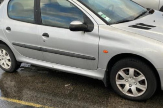 Face avant PEUGEOT 206