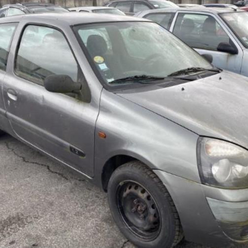 Custode arriere droit RENAULT CLIO 2 Photo n°10