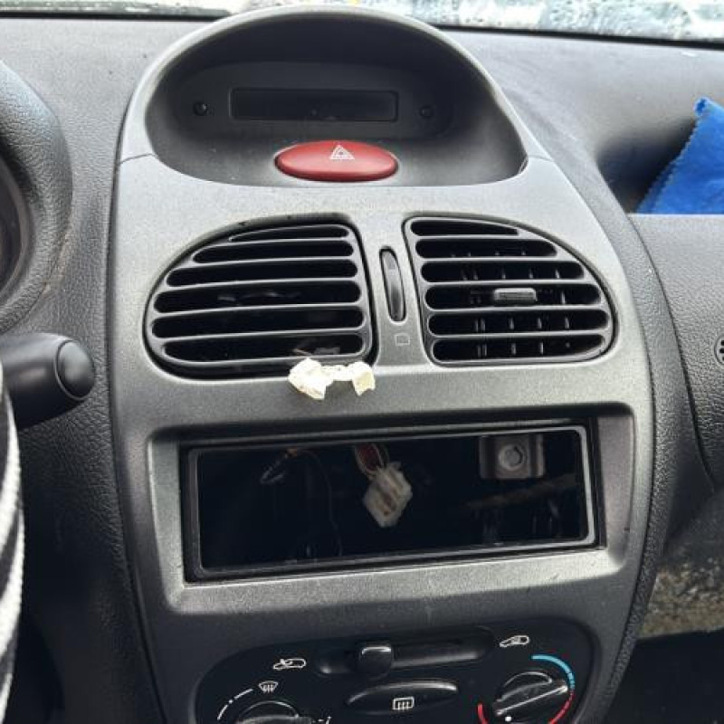 Levier de vitesses PEUGEOT 206 Photo n°16