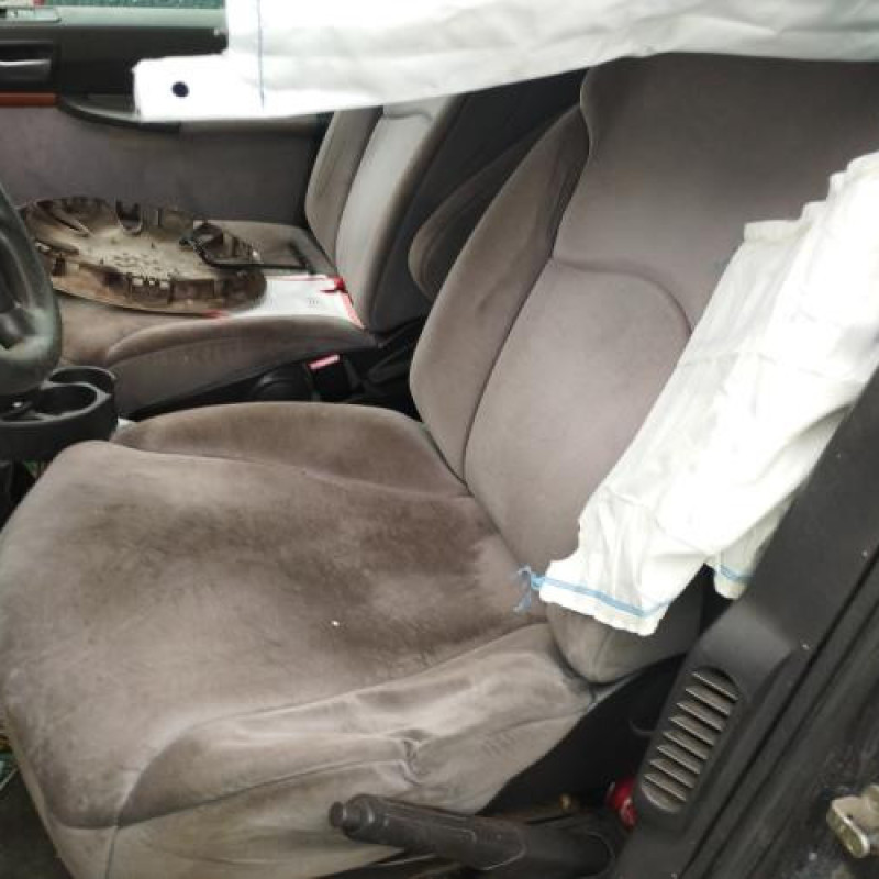 Aile arriere droit CITROEN C8 Photo n°11