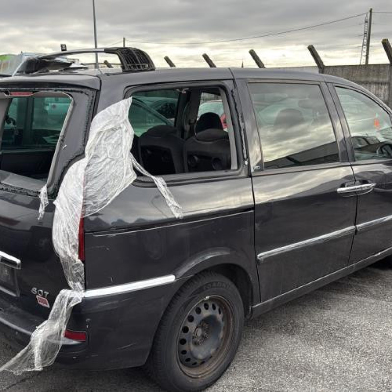 Aile arriere droit PEUGEOT 807 Photo n°3