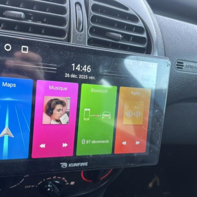 Face avant PEUGEOT 206 Photo n°19