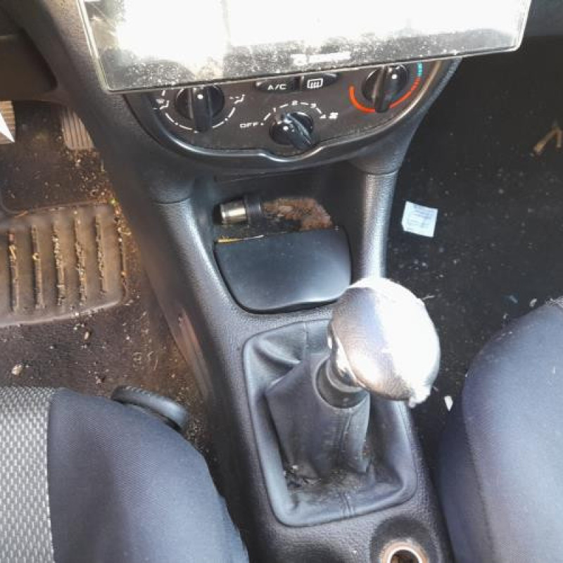 Levier de vitesses PEUGEOT 206 Photo n°8