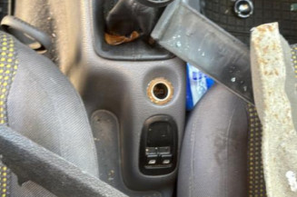 Levier de vitesses PEUGEOT 206