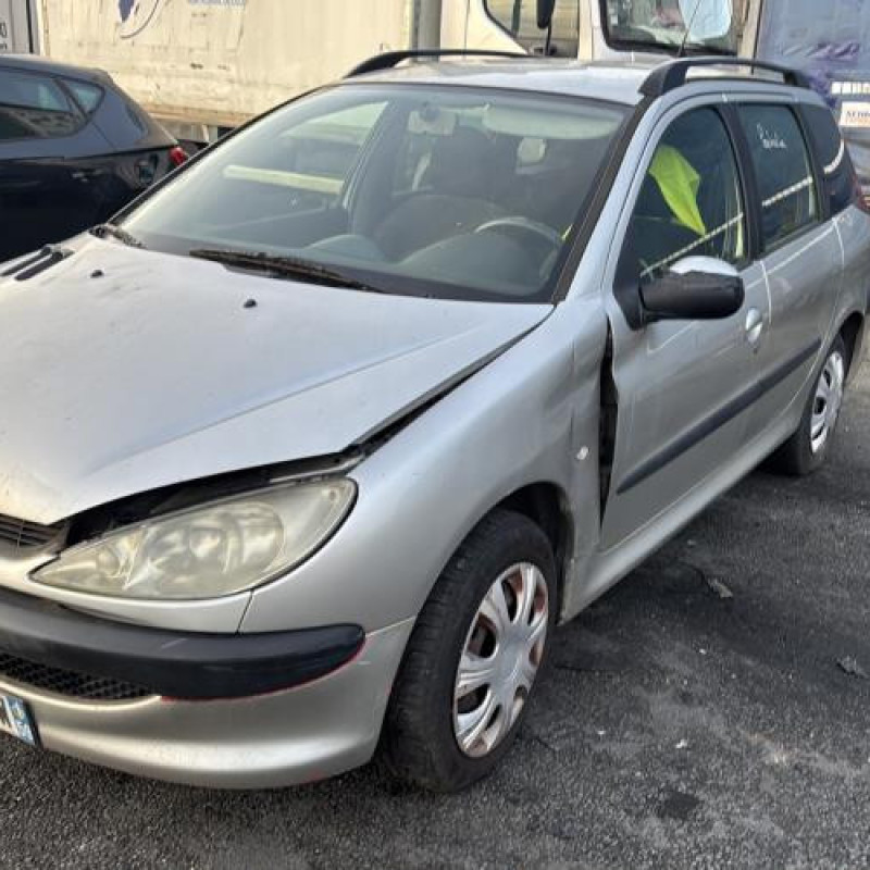 Face avant PEUGEOT 206 Photo n°1