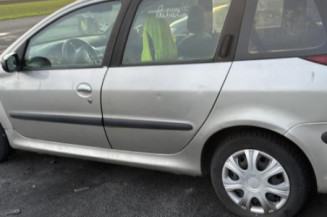 Levier de vitesses PEUGEOT 206