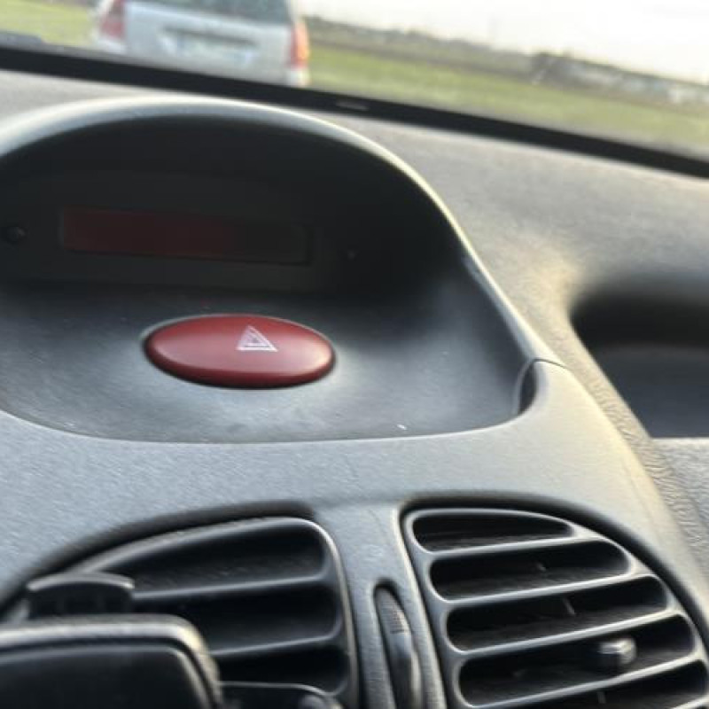 Levier de vitesses PEUGEOT 206 Photo n°16