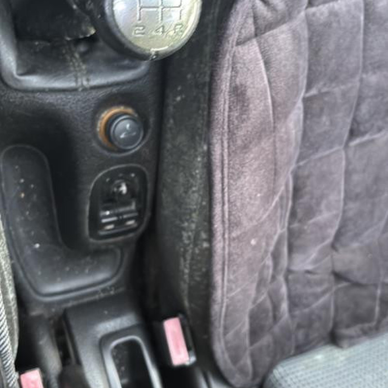 Levier de vitesses PEUGEOT 206 Photo n°19