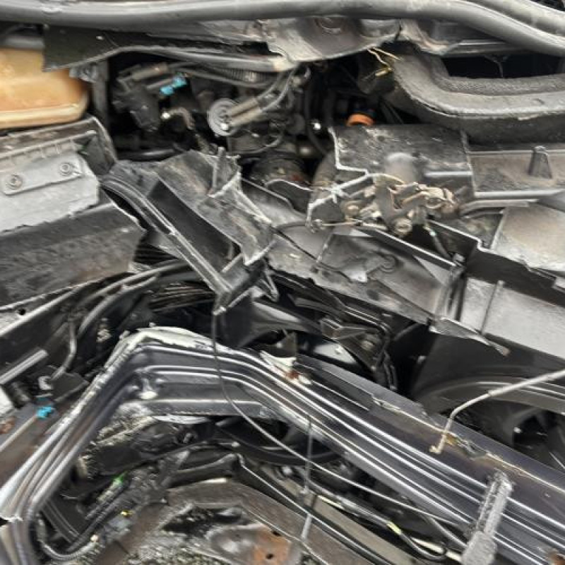 Aile arriere gauche PEUGEOT 807 Photo n°20