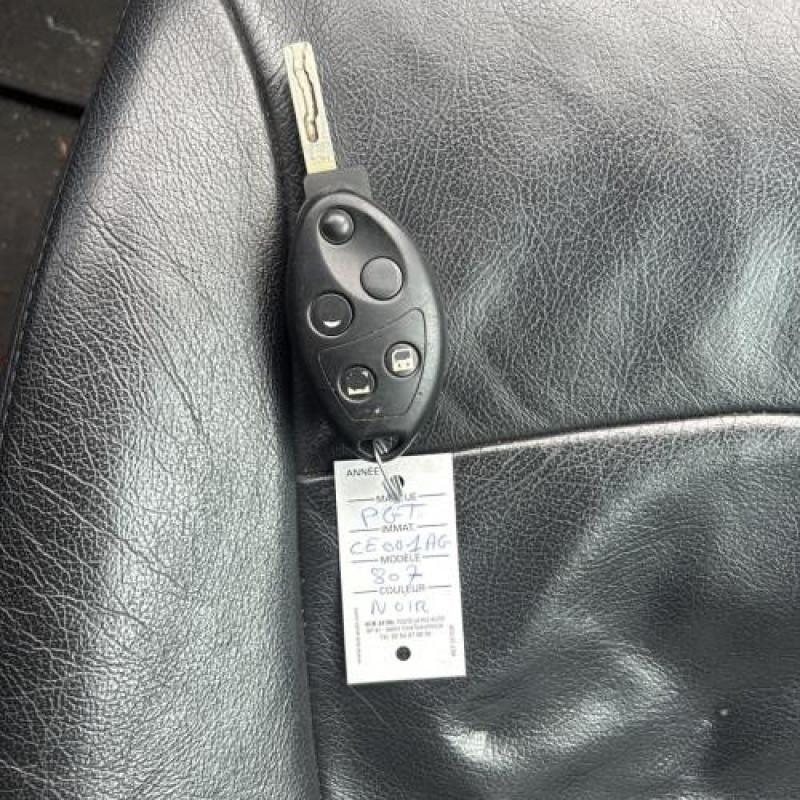 Aile arriere gauche PEUGEOT 807 Photo n°20