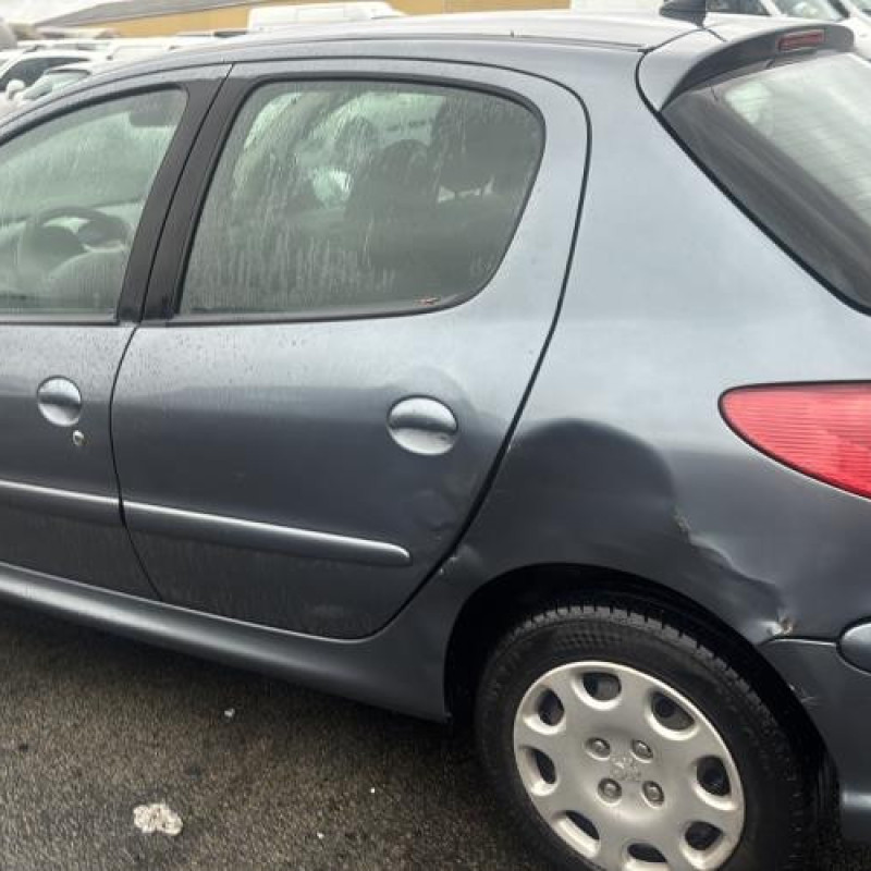 Face avant PEUGEOT 206 Photo n°8